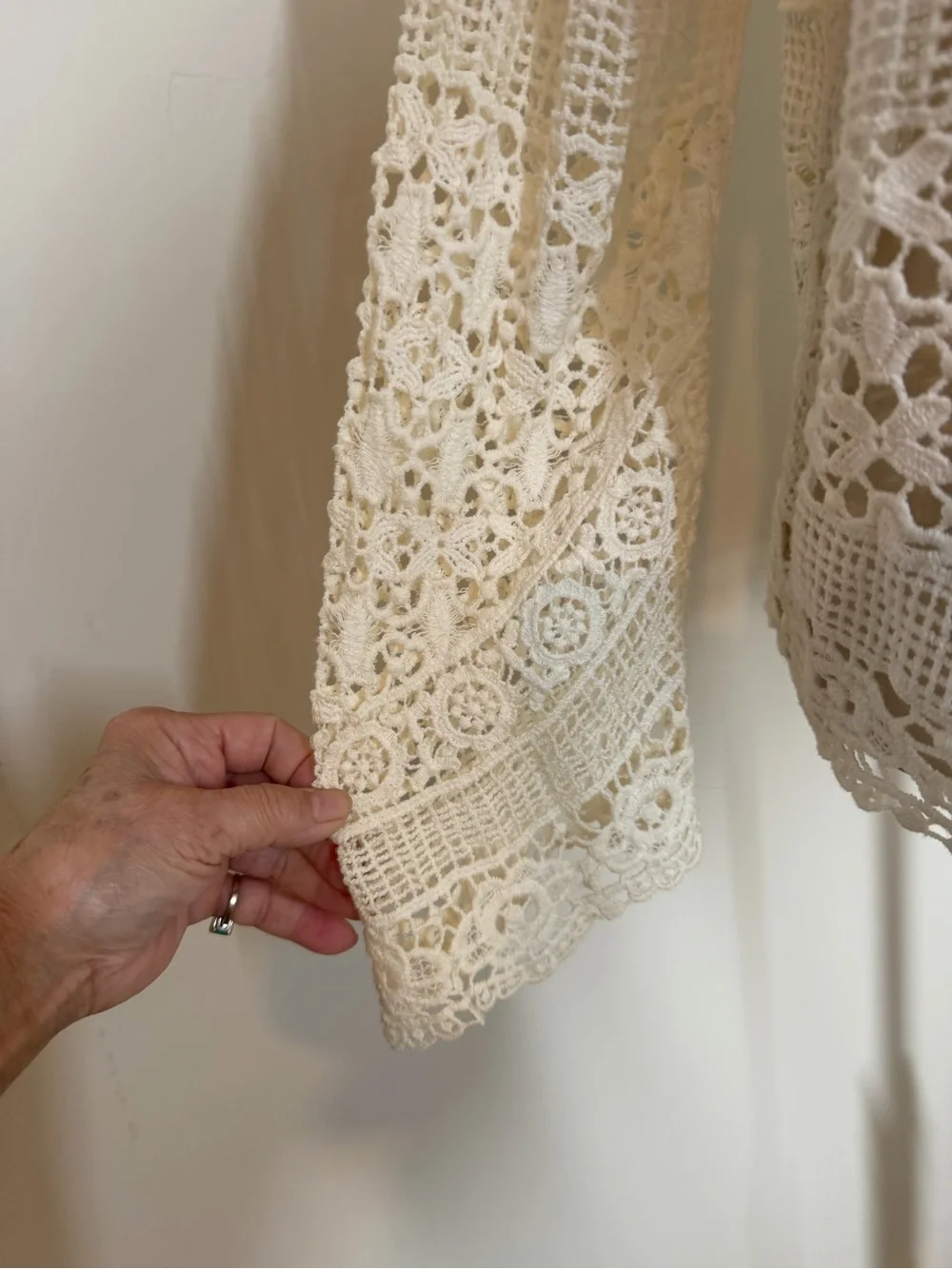 Anthropologie Deletta Ivory crochet -SZ XS* - Bell Sleeves Top